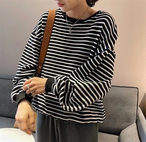 续加 XJ 档口联系方式-意法服饰城 2楼2058A,2058B