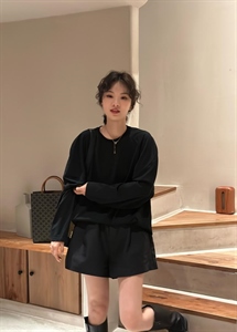 续加 XJ 档口联系方式-意法服饰城 2楼2058A,2058B