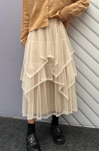 布意情怀档口联系方式-意法服饰城 4楼4161