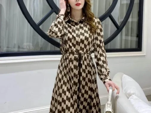 宝姿雨漫绣-意法服饰城 1楼1207