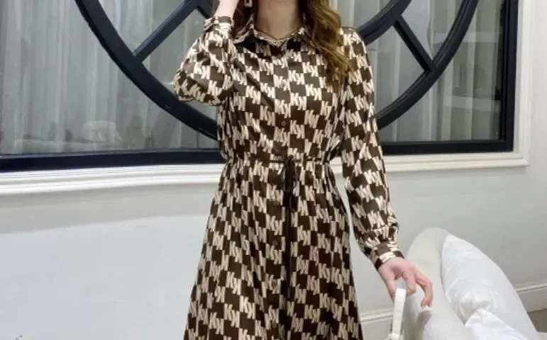 宝姿雨漫绣-意法服饰城 1楼1207