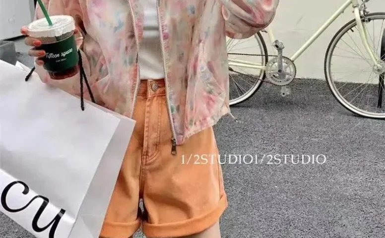 二分之一-意法服饰城 4楼4183A